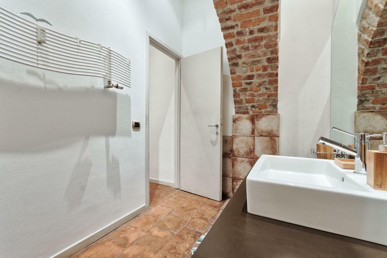 Moleloca - La Casa Del Toro Turin Exteriör bild